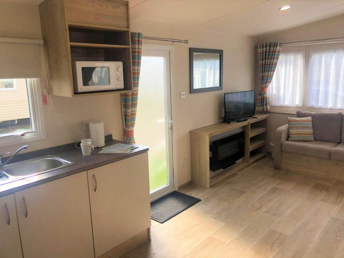 צ'אפל סנט לאונרדס Cedar Deluxe Holiday Home מראה חיצוני תמונה